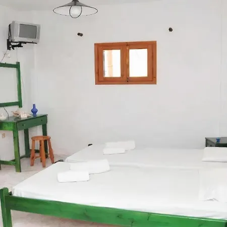Apartmanhotel Halaris *