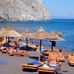 Apartahotel Halaris *