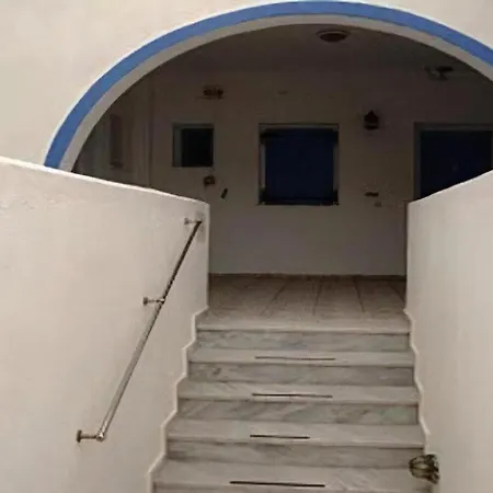 Apartmanhotel Halaris *